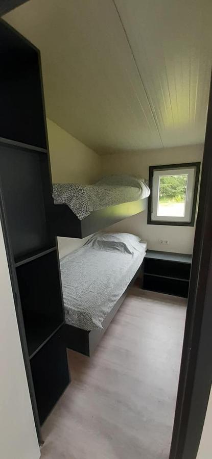 Chalet 2 Landgoedcamping Nienoord In Leek Dış mekan fotoğraf