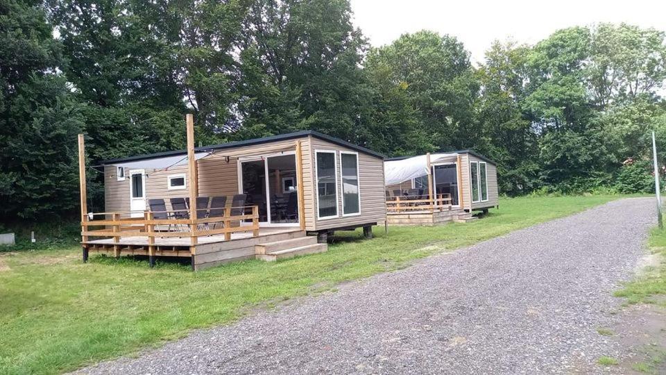 Chalet 2 Landgoedcamping Nienoord In Leek Dış mekan fotoğraf